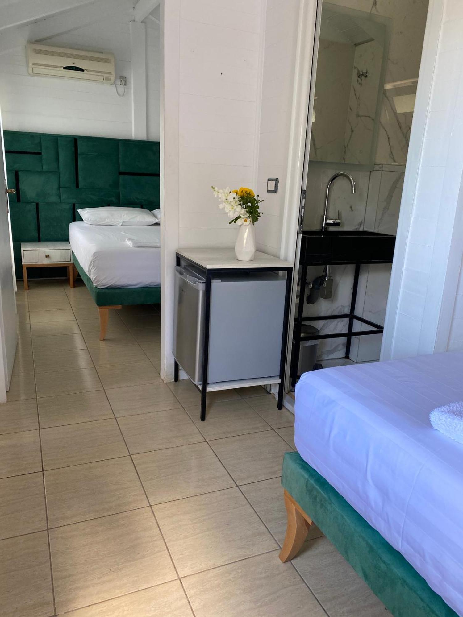 Alevra Otel Dhërmi Dış mekan fotoğraf
