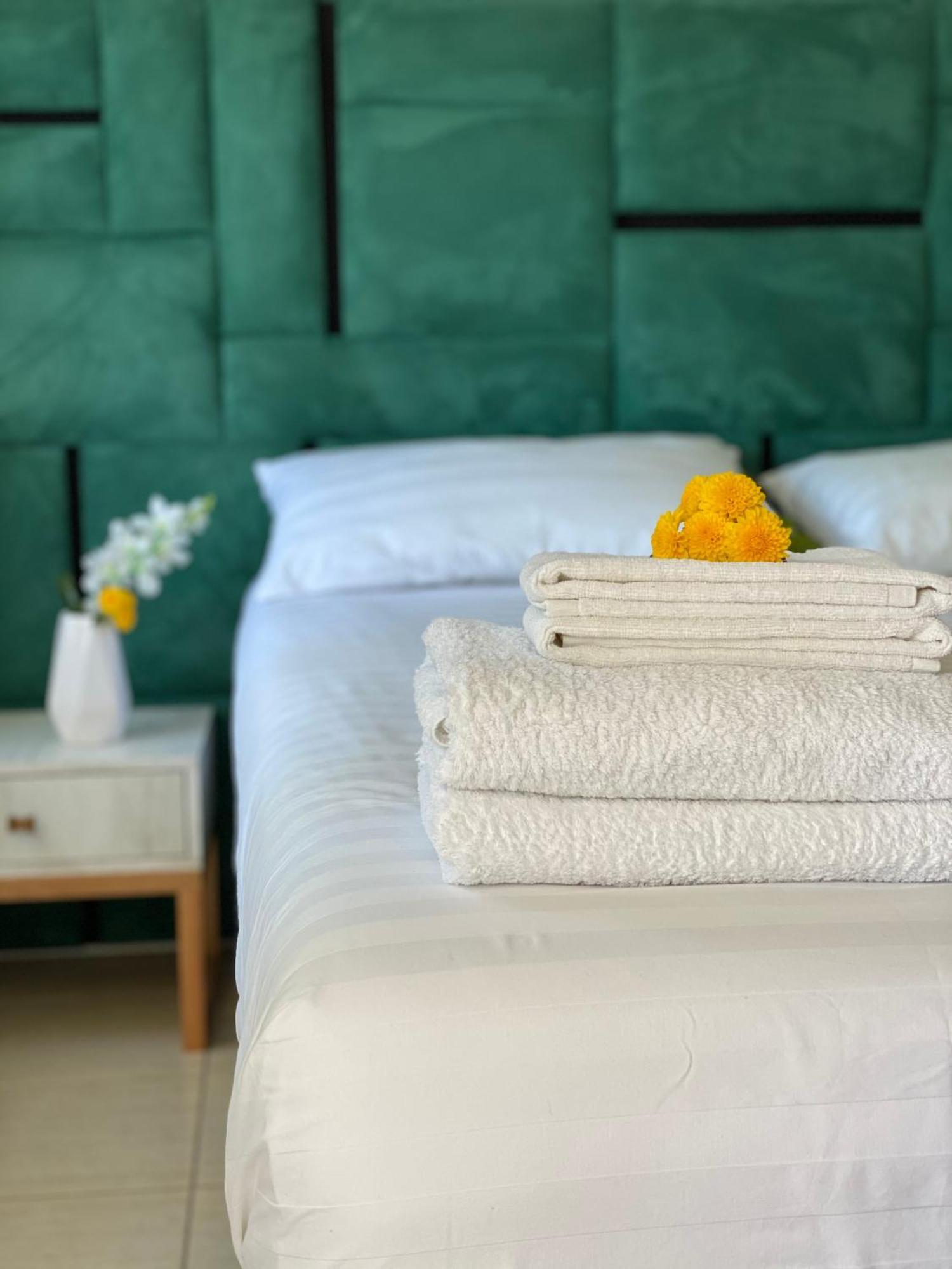 Alevra Otel Dhërmi Dış mekan fotoğraf