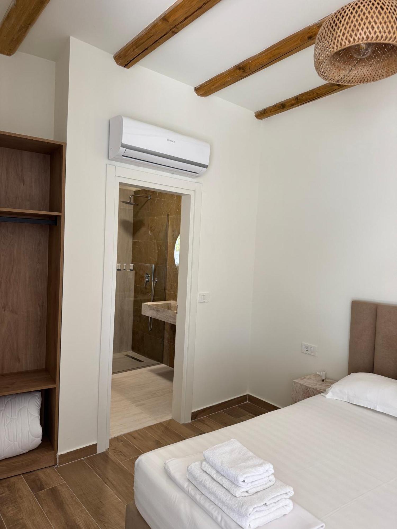 Alevra Otel Dhërmi Dış mekan fotoğraf